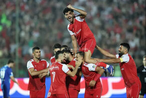 پرسپولیس 4 - 1 استقلال خوزستان/ سرخپوشان به صدر نشستند