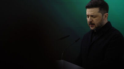 زلنسکی: برگزاری انتخابات در اوکراین می‌تواند کشور را از هم بپاشد