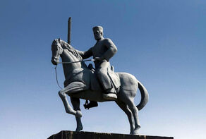 The Unfinished Story of the Delavaris in the Waters of the Strait of Hormuz