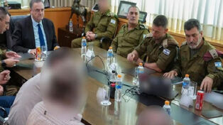שר הביטחון קיים ישיבת חירום