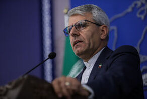 US expects world to pay price for war it started on Iran