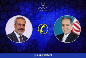 گفت‌ وگوی تلفنی وزرای امور خارجه ایران و ترکیه درباره تحولات منطقه‌ای