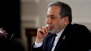 Araghchi mocks US 'novel solution' in dealing with Iran