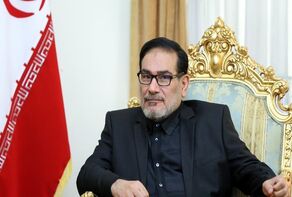 الادميرال شمخاني: سياسة أميركا بممارسة الضغوط القصوى فشلت