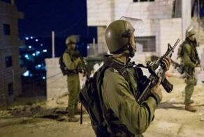 الاحتلال يشن حملة اعتقالات في الضفة.. وزوجة \