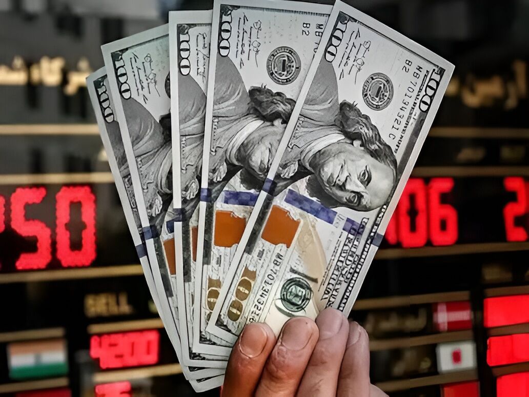 پیش ‌بینی قیمت دلار فردا پنجشنبه 7 آبان 1405/عقب‌نشینی دلار با سیگنال توافق