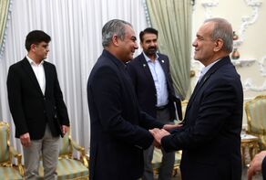 قائد الجیش الباکستانی یلتقی الرئیس بزشکیان

