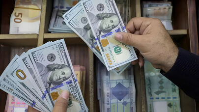پیش‌بینی قیمت دلار فردا پنجشنبه ۹ مهر ۱۴۰۵؛ دلار در آستانه قله جدید