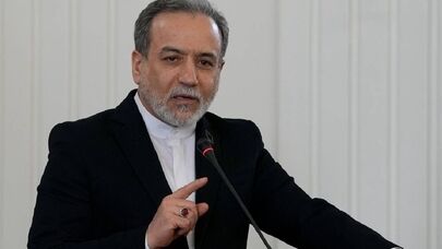 عراقچی خطاب به مکرون: برای فرافکنی درباره جنگ خیلی دیر شده است