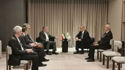 دیدار عباس عراقچی با دبیرکل جدید سازمان همکاری اسلامی در بغداد