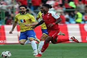 پرسپولیس 3 - 1 نفت آبادان ؛ پرسپولیس به یک قدمی صدر رسید/ فیلم گل های بازی