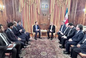 محادثات بین الرئیس الایرانی ورئیس الوزراء القطری

