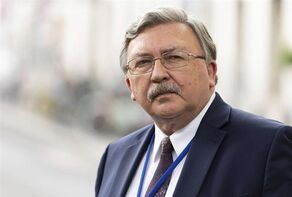 أولیانوف: أوروبا مهدت الطریق للعدوان العسکری على إیران

