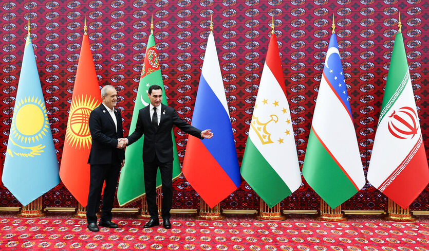 Иран в блокаде или блокада в тупике Ирана?